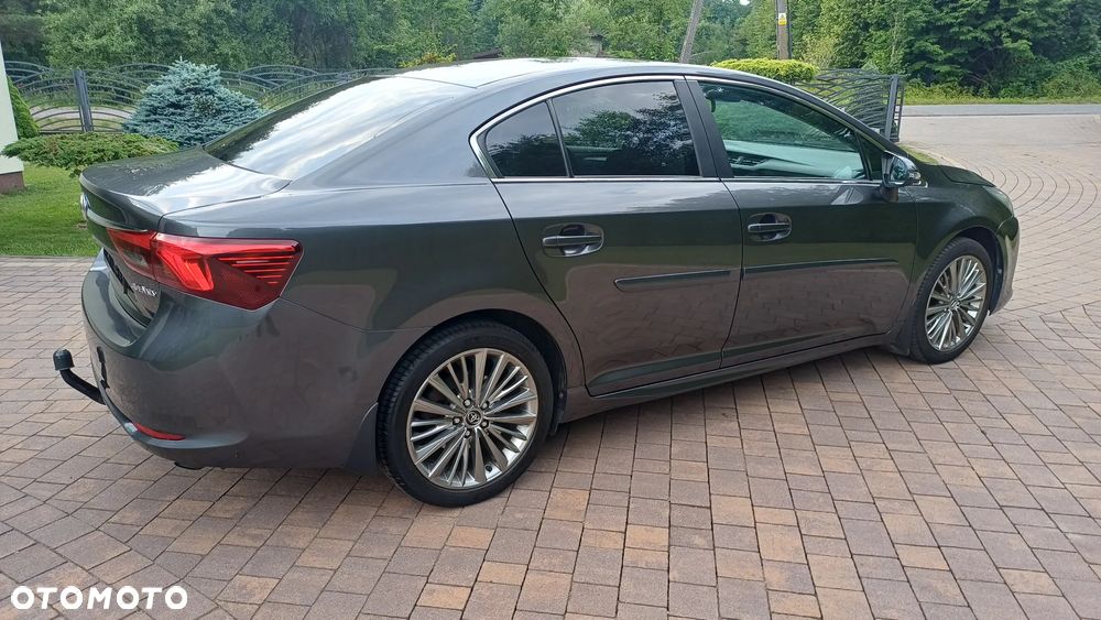 Toyota Avensis 1.8 Prestige - 14