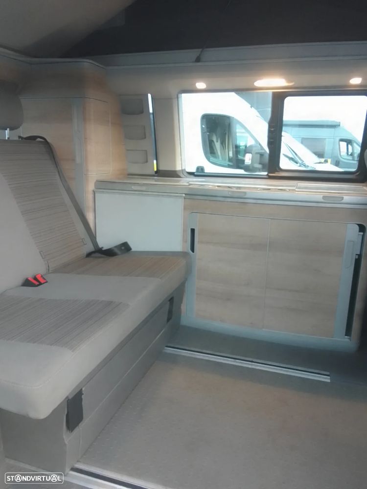 VW California Coast Volkswagen California Camper | 2 Camas – Dorme 4 Pessoas | Kitchenette + Cama no Teto - 17