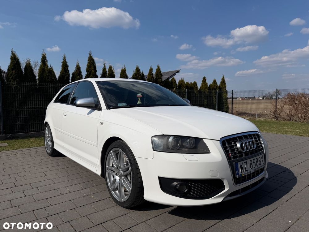 Audi S3 2.0T FSI Quattro - 1