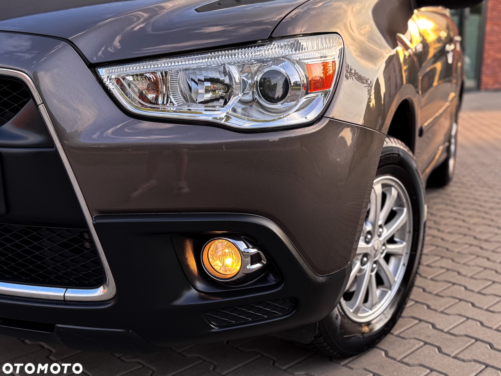 Mitsubishi ASX - 16
