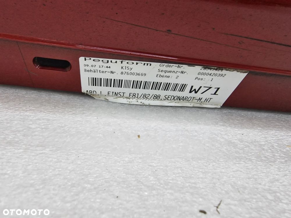 BMW E81 / E82 / E88 06- ŁADNA LEWA / PRAWA LISTWA PROGOWA / NAKŁADKA PROGU , KOLOR SEDONAROT , NR 51777183234 / 7183234 / 5177-7183233 / 7183233 , NR AUKCJI PR405 - 17