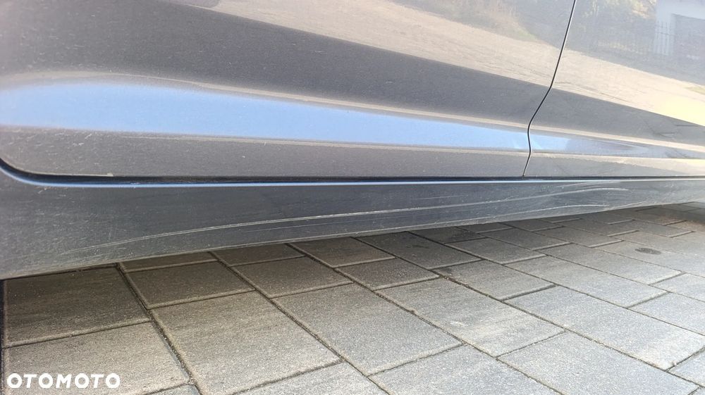 Toyota Avensis - 6