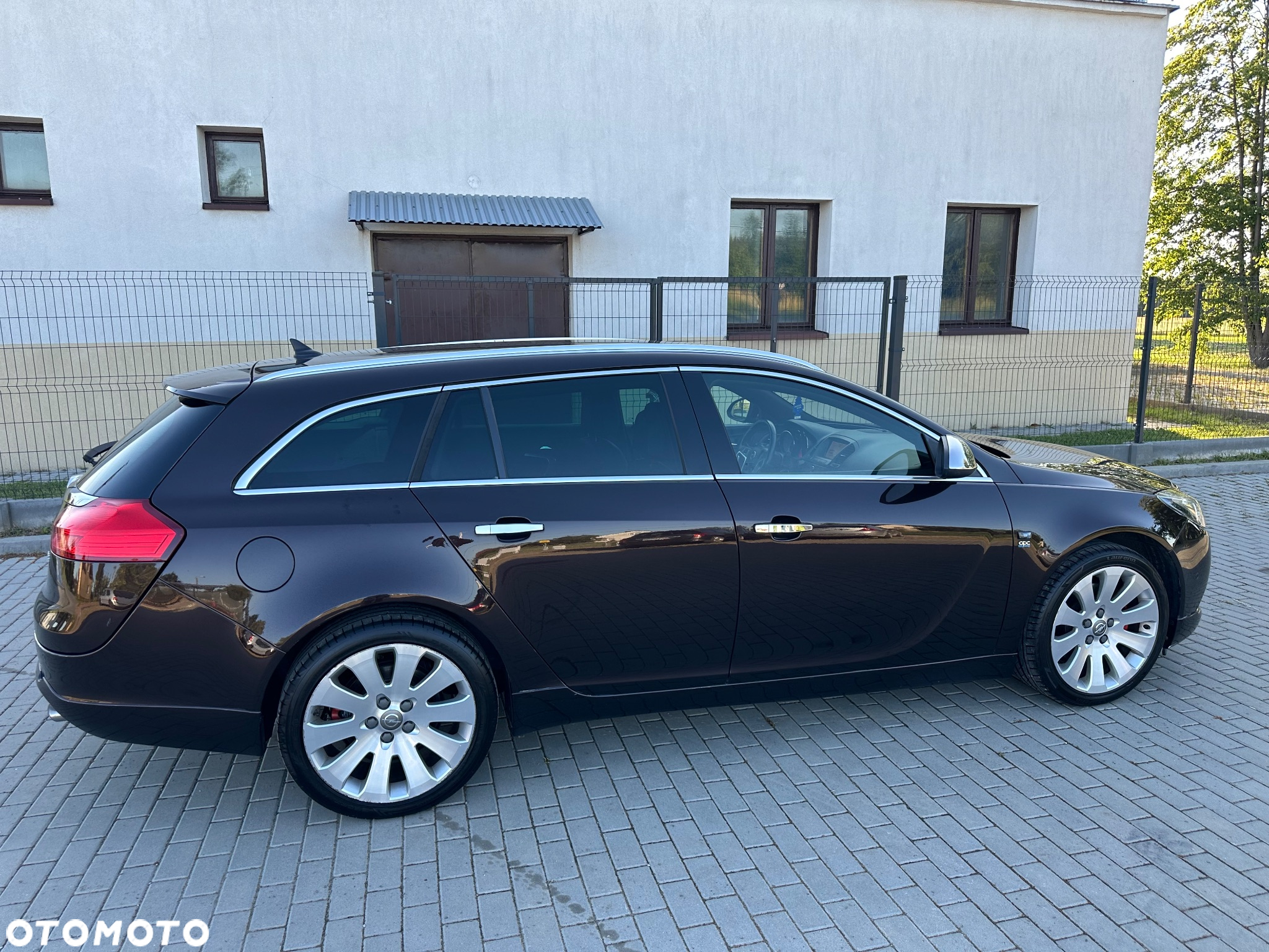 Opel Insignia 2.8 V6 Turbo Sports Tourer 4x4 Automatik Cosmo - 6