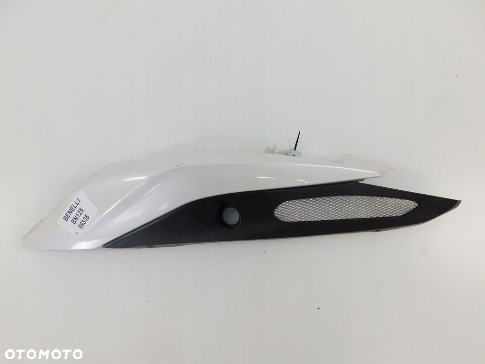 BENELLI BN 125 OGON ZADUPEK LEWY - 1