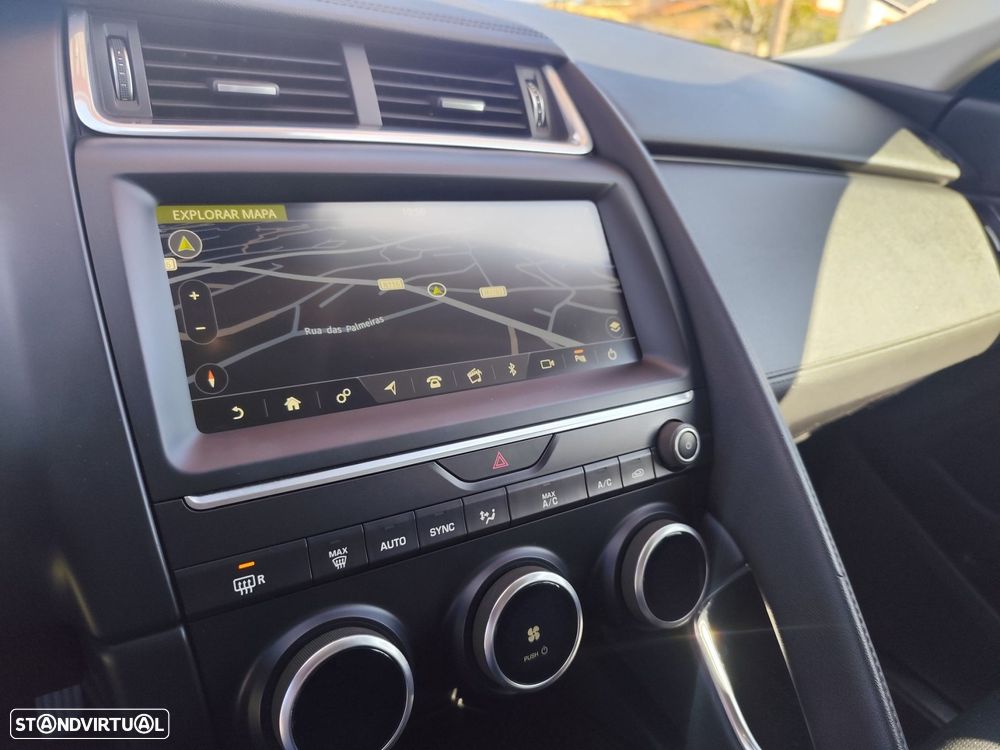 Jaguar E-Pace 2.0 i4D S - 22