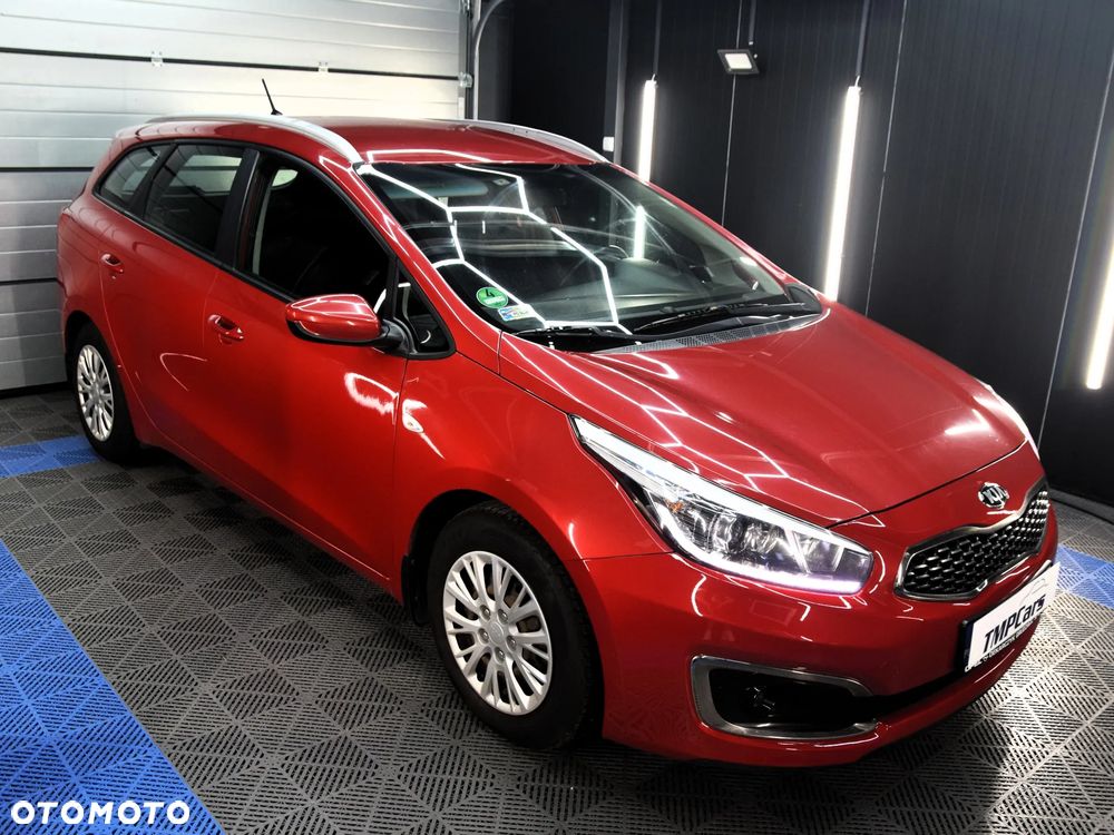 Kia Ceed - 19