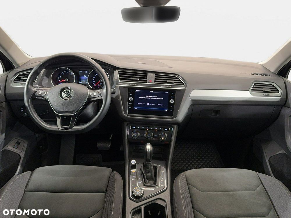 Volkswagen Tiguan - 18