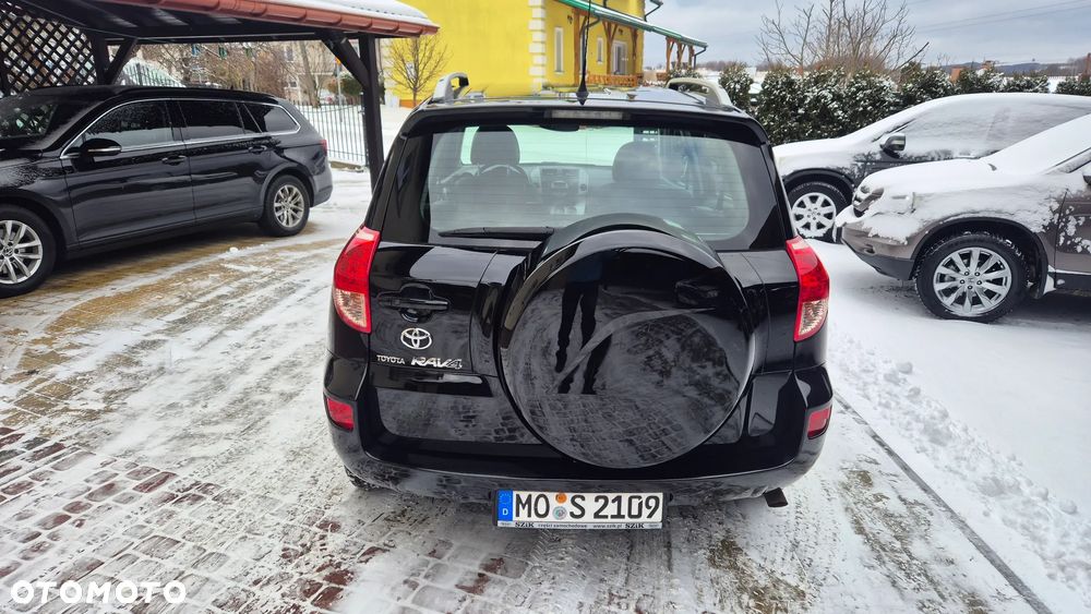 Toyota RAV4 2.0 VVT-i Premium - 12