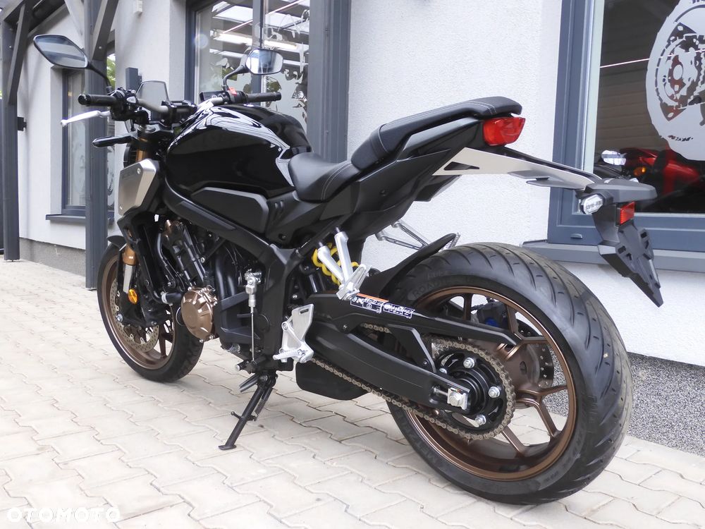 Honda CB - 37