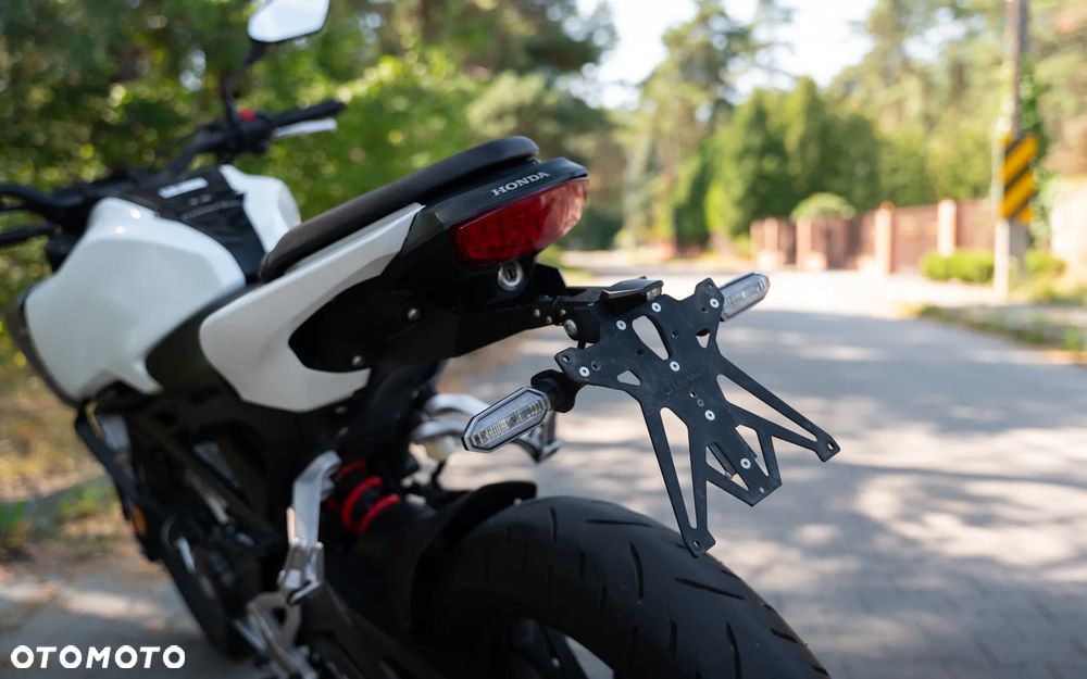 Honda CB - 19