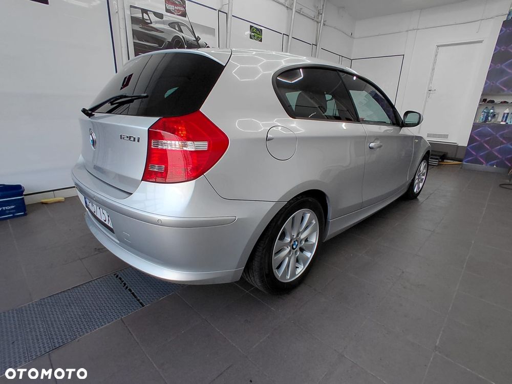 BMW Seria 1 2011 photo 5