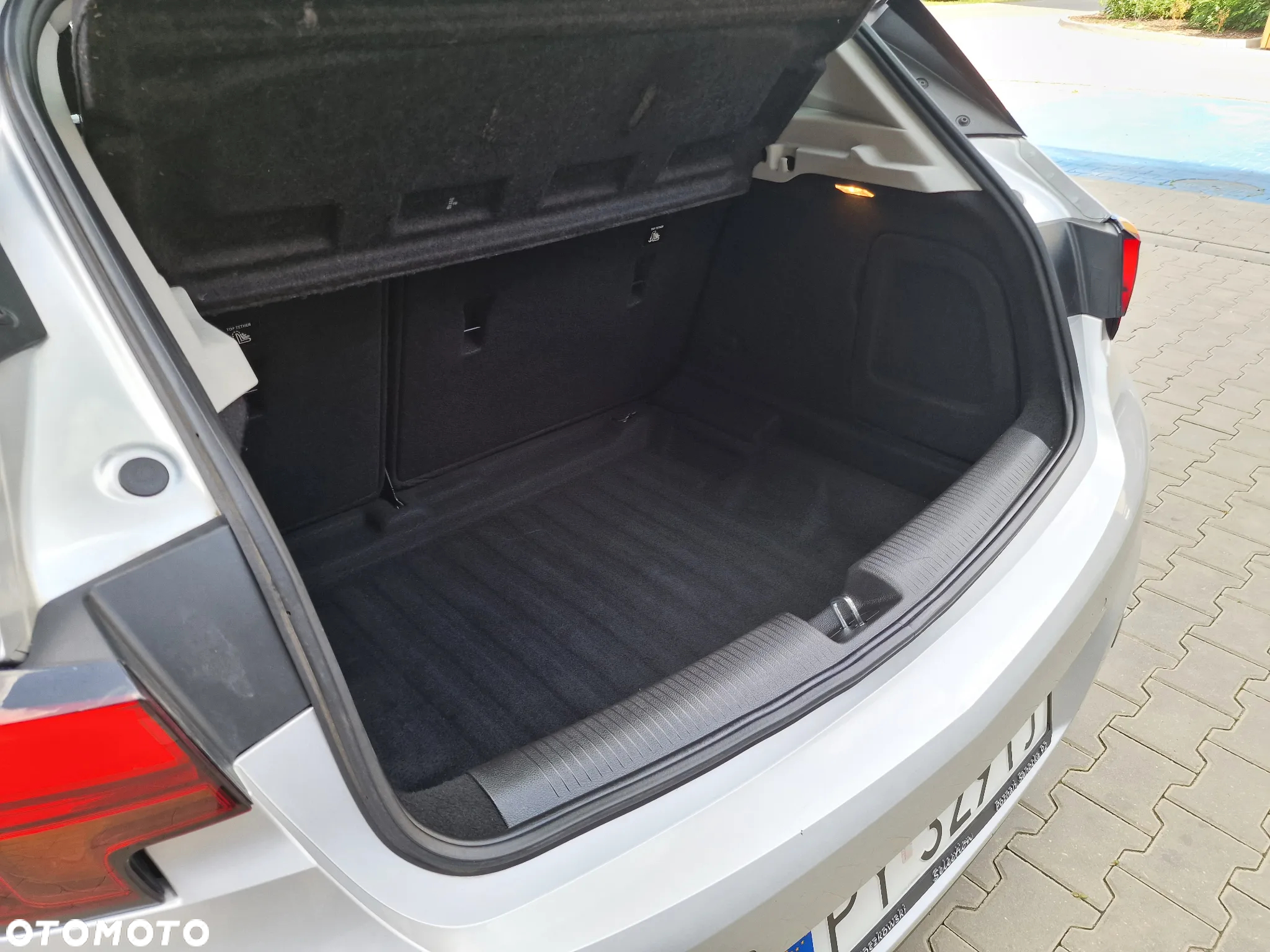 Opel Astra V 1.6 CDTI Essentia - 24