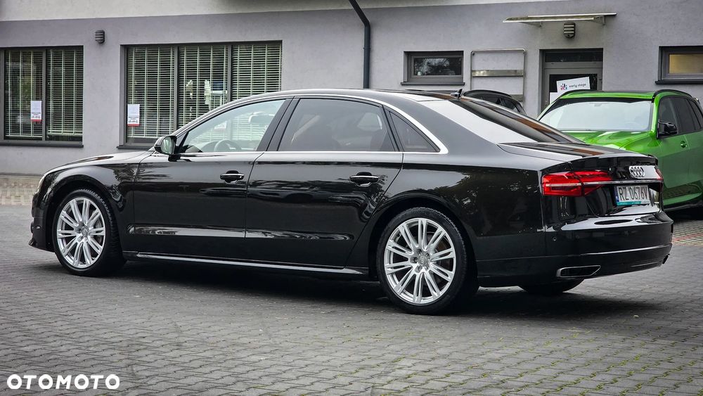 Audi A8 2016 photo 4