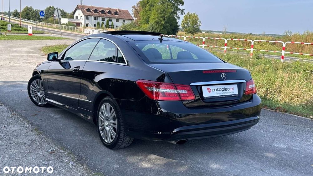 Mercedes-Benz Klasa E - 11