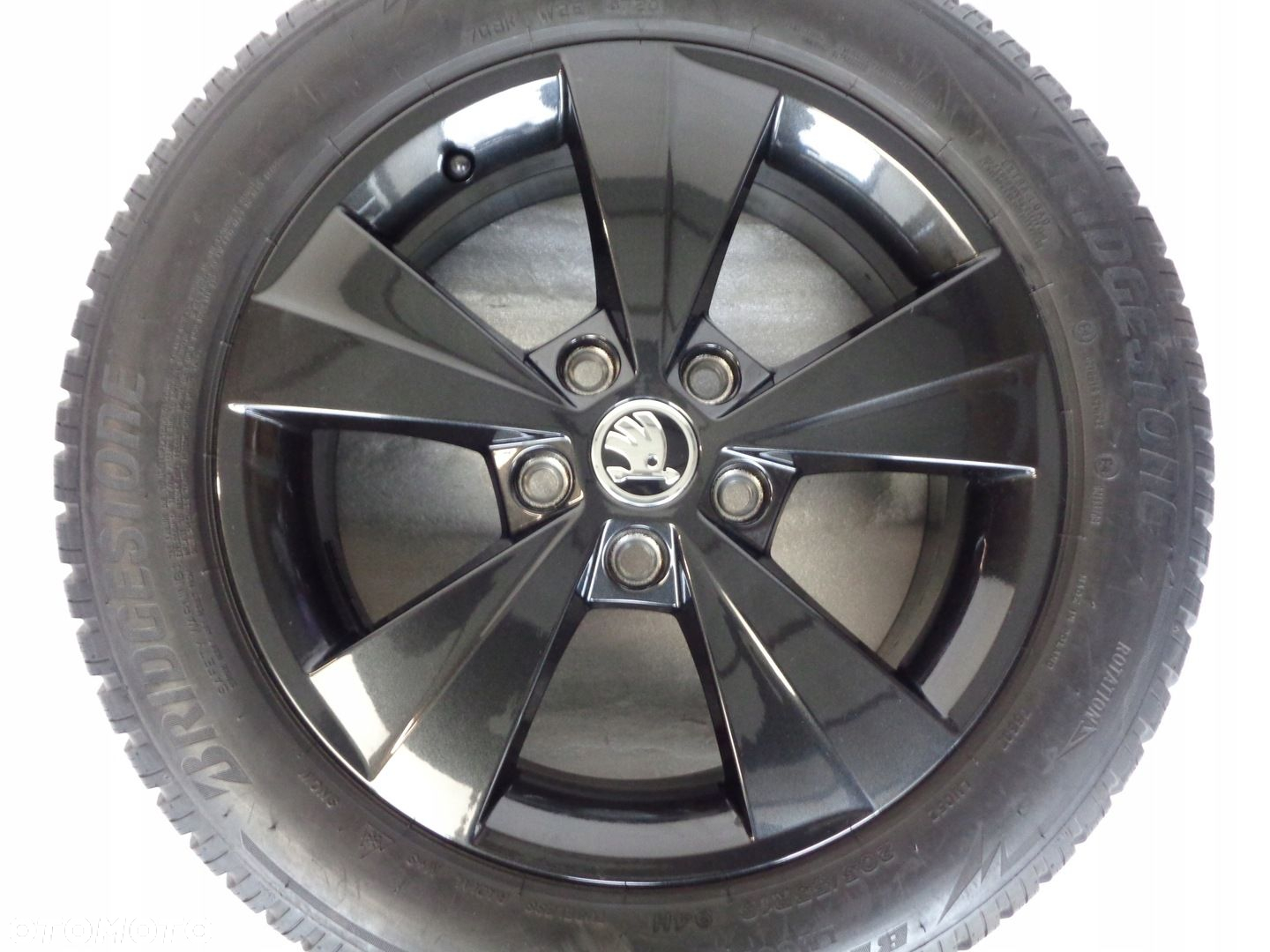 FELGI Alufelgi 16 SKODA OCTAVIA YETI KAROQ 5x112 ET46 - 4