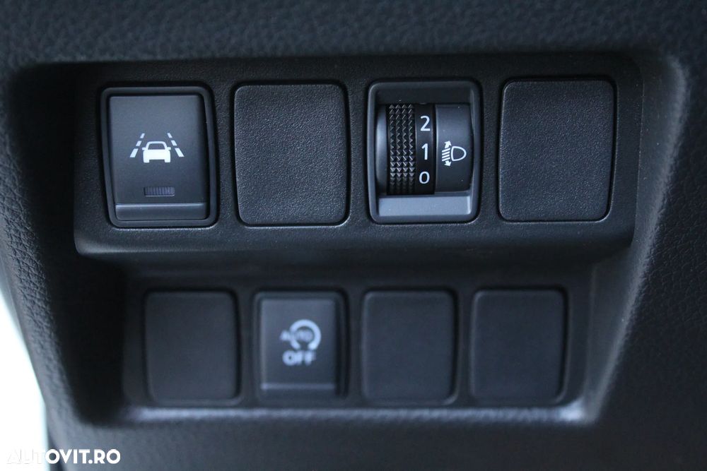 Nissan Qashqai 1.5 DCI N-CONNECTA - 15