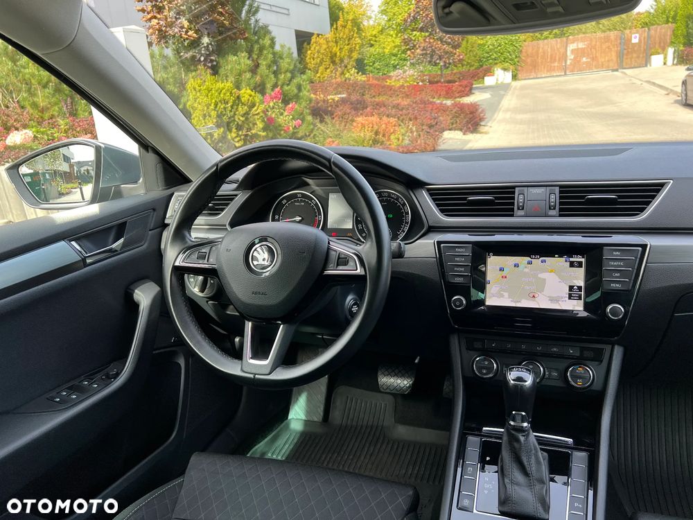 Skoda Superb 2.0 TDI Style DSG - 16