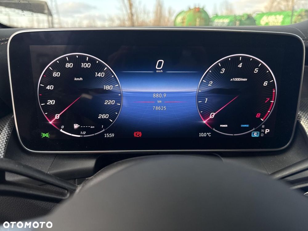 Mercedes-Benz GLC - 15