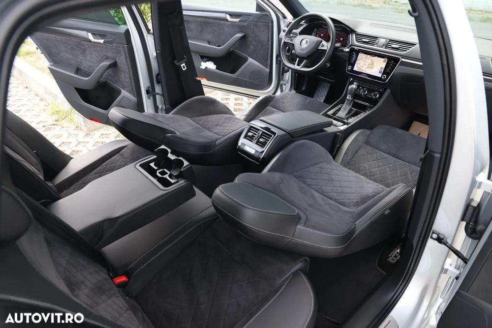 Skoda Superb 2.0 TDI DSG Sportline - 17