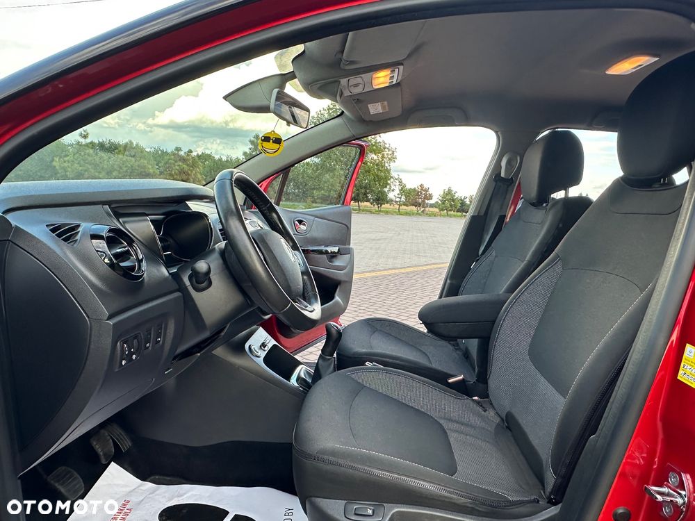 Renault Captur 0.9 Energy TCe Helly Hansen - 20