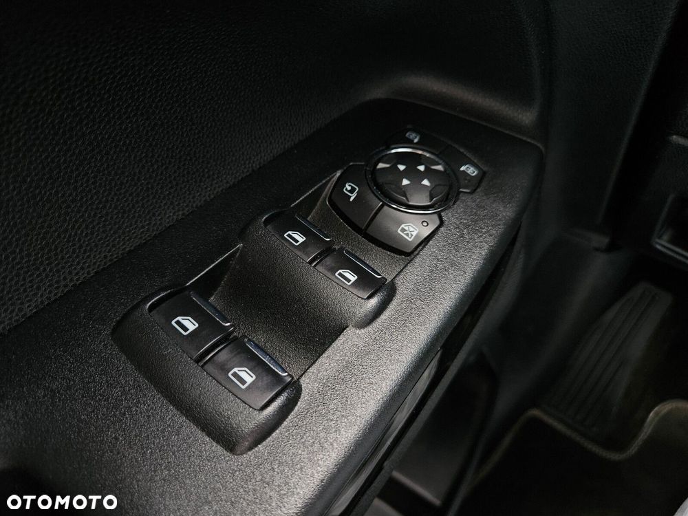 Ford EcoSport - 16