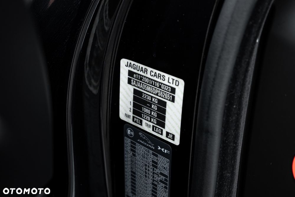 Jaguar XF 2.0 T Prestige - 19