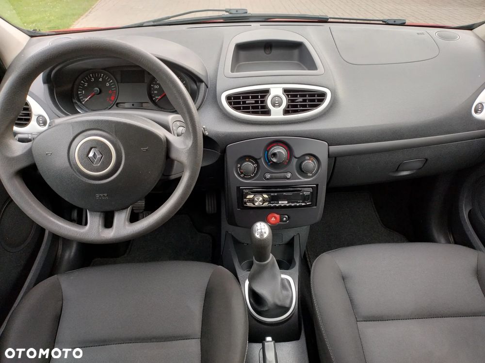 Renault Clio 1.2 16V 75 Dynamique - 26