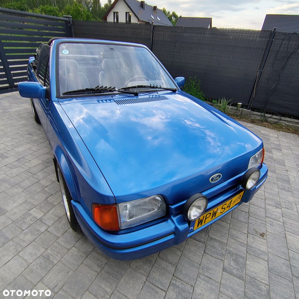 Ford Escort - 10
