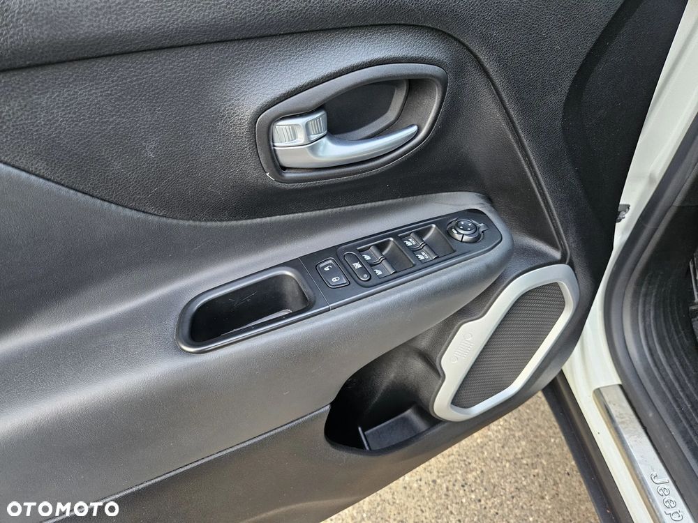 Jeep Renegade 1.4 MultiAir Limited FWD S&S - 9