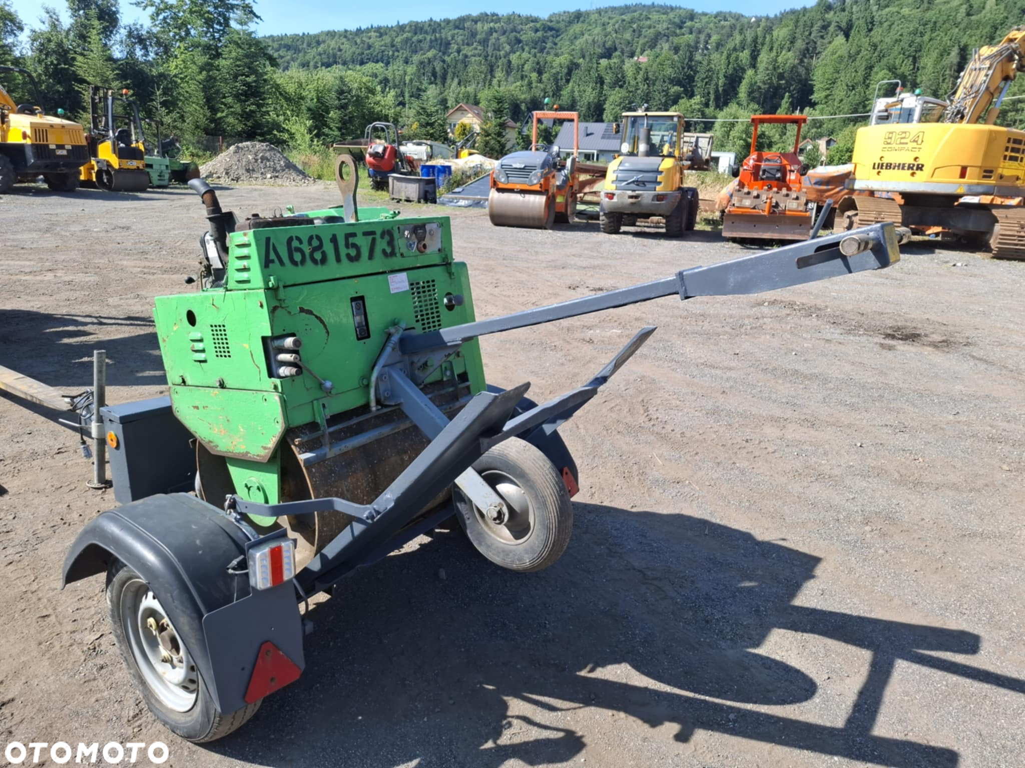 Walec walce jednobębnowy Terex Mbr71 - 2