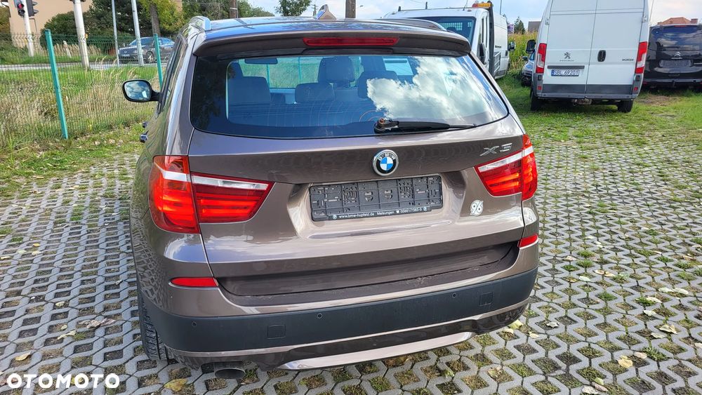 BMW X3 xDrive20d - 21