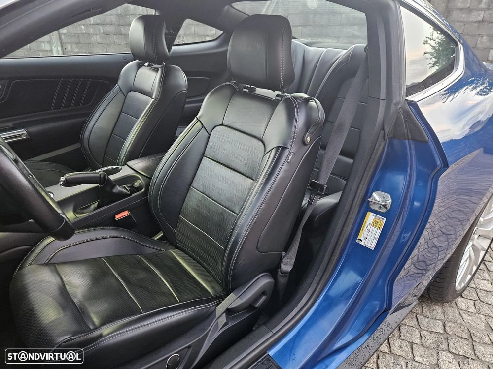 Ford Mustang 2.3 Eco Boost - 12