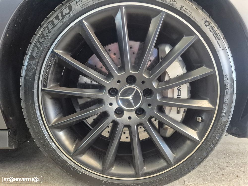 Mercedes-Benz CLA 35 AMG 4Matic - 9