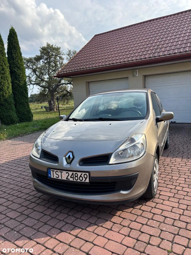 Renault Clio 1.5 dCi Alize - 3
