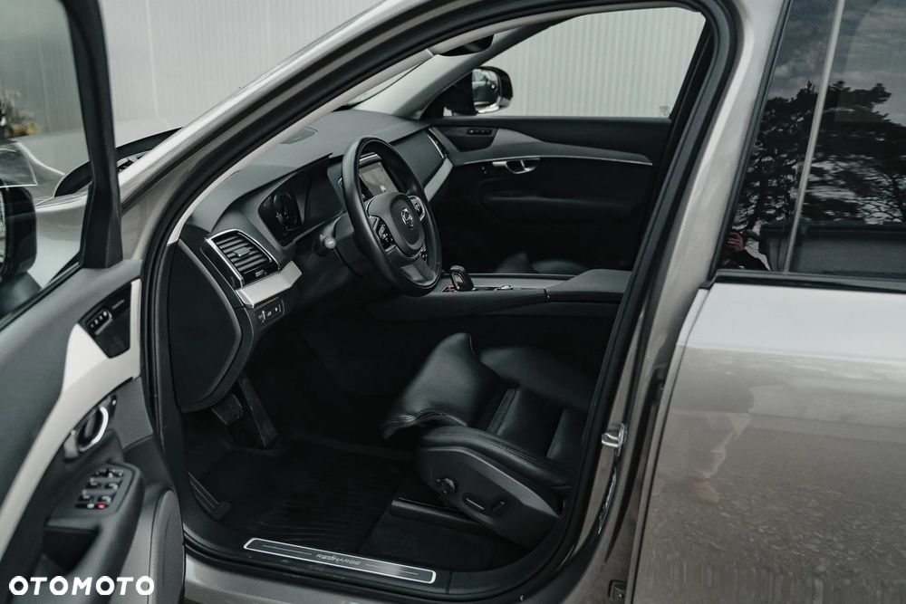 Volvo XC 90 T8 AWD Twin Engine Geartronic RDesign - 19