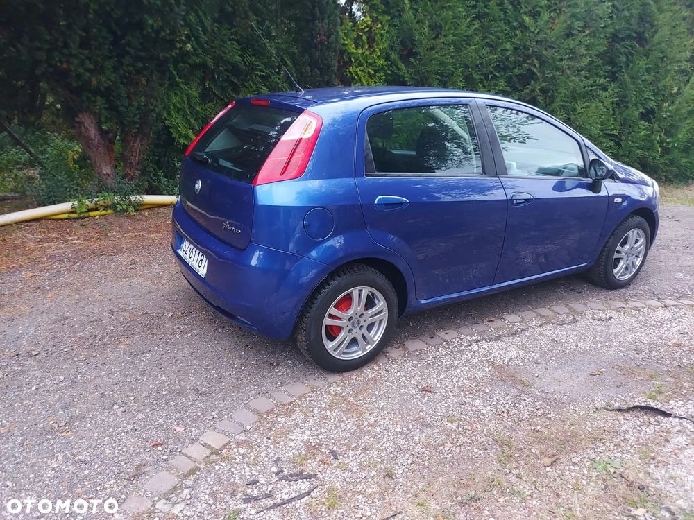 Fiat Grande Punto 2007 photo 3
