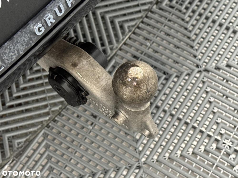 Mercedes-Benz GLE ver-300-d-4matic-9g--tronic-amg-line - 26