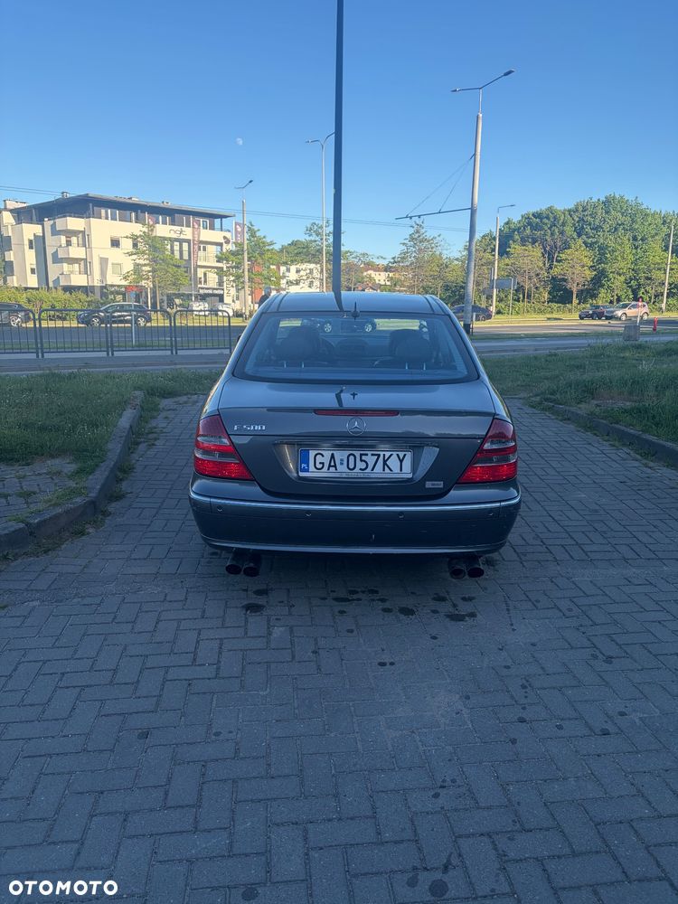 Mercedes-Benz Klasa E 500 Avantgarde - 12