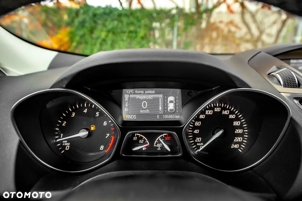 Ford Kuga 1.6 EcoBoost 4x4 Titanium - 27