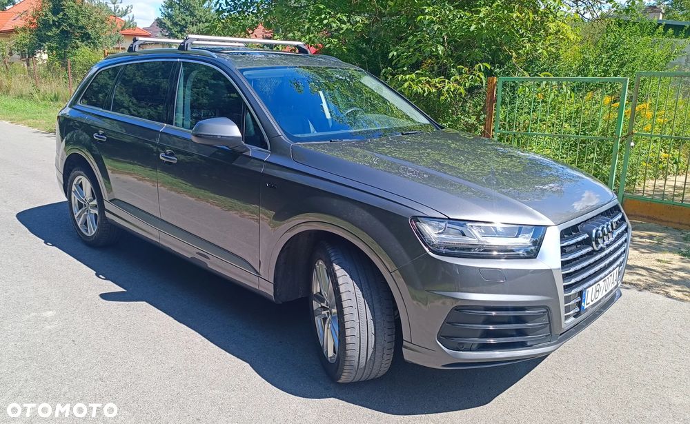 Audi Q7 - 1