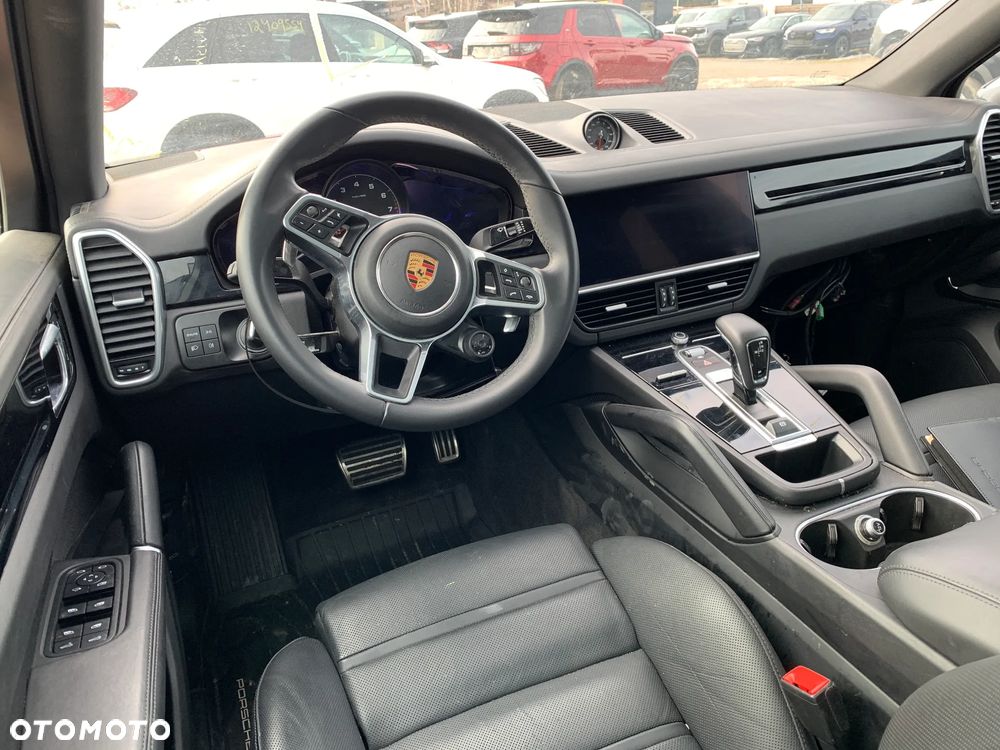 Porsche Cayenne S Tiptronic S Platinum Edition - 12