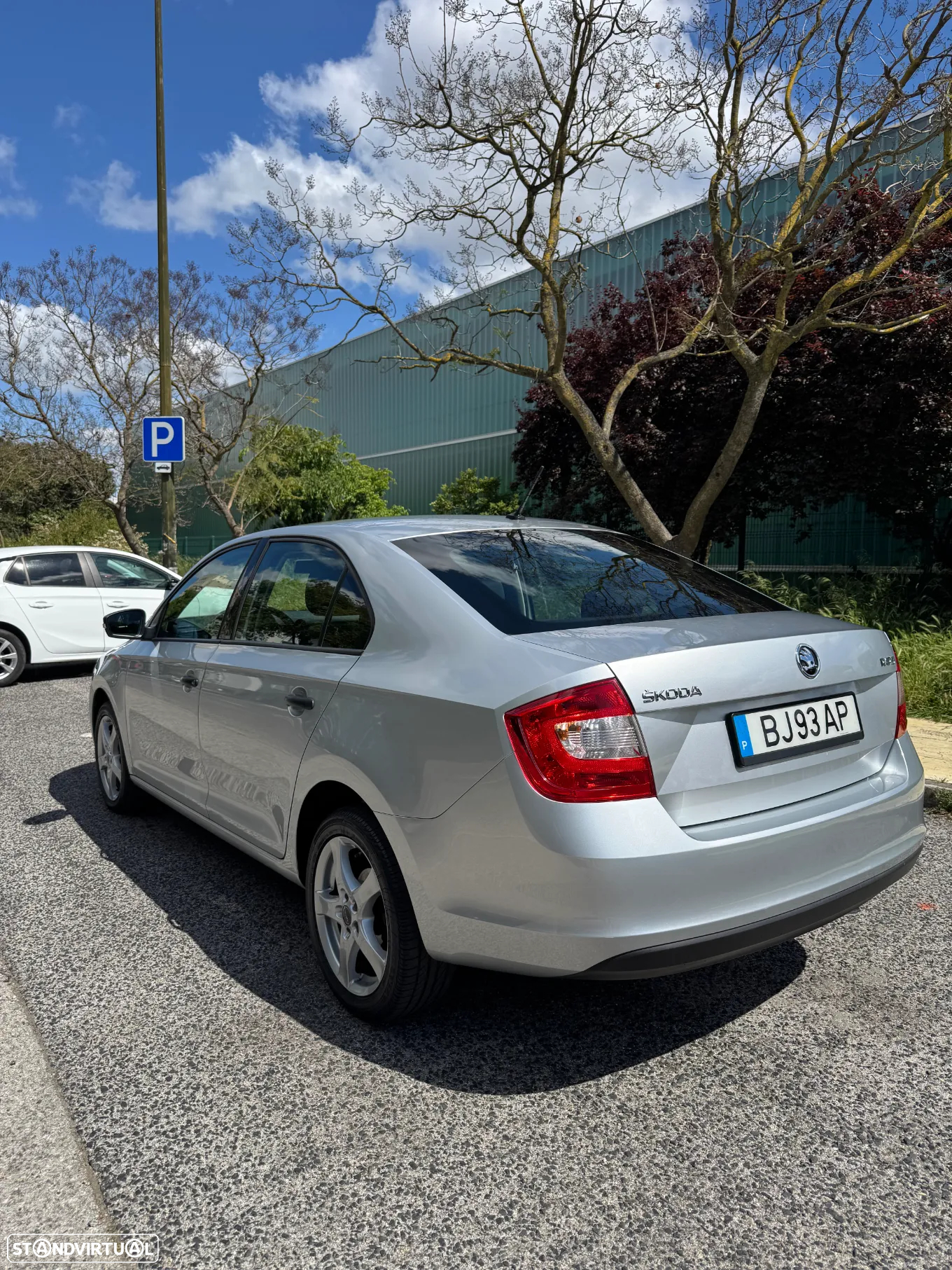 Skoda Rapid 1.2 TSI Active - 5