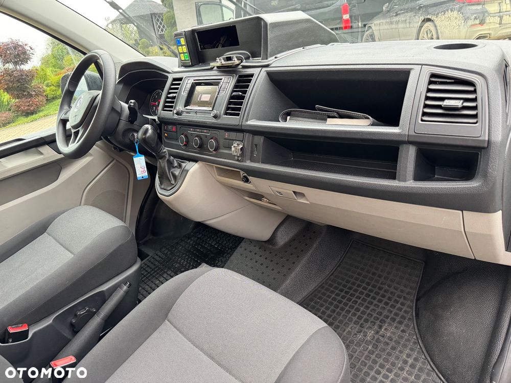 Volkswagen Transporter - 16