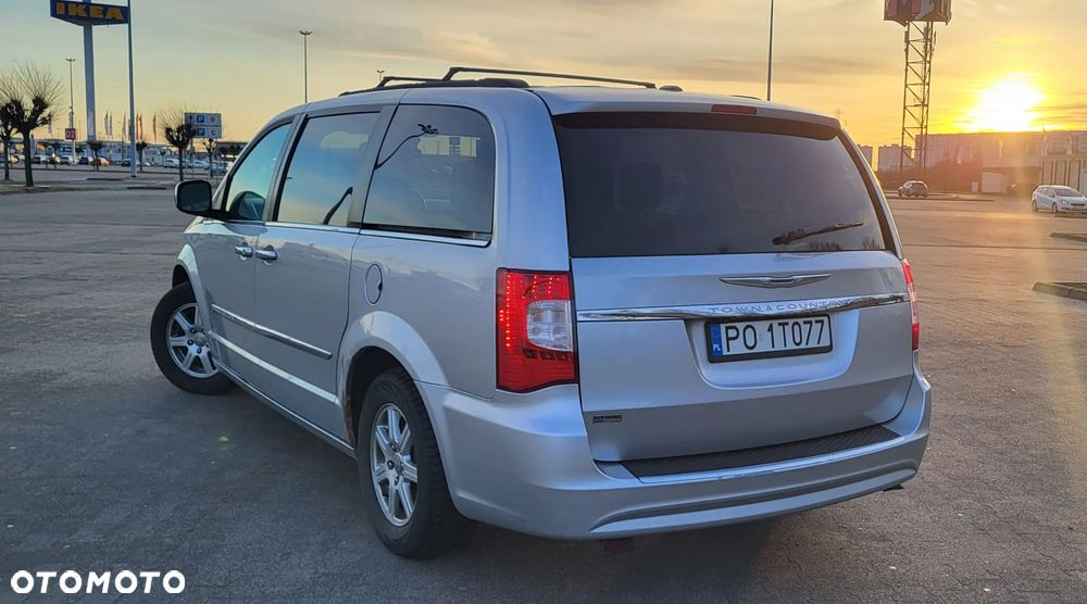 Chrysler Town & Country 3.6 Touring - 5