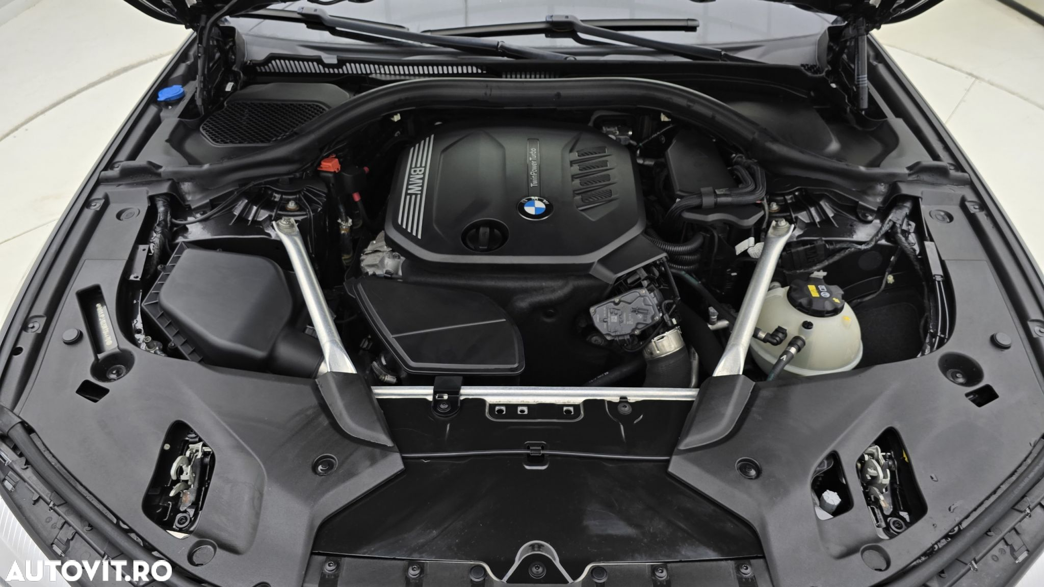 BMW Seria 5 - 24