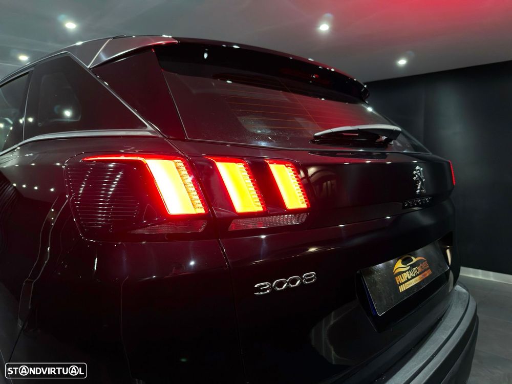 Peugeot 3008 1.5 BlueHDi Allure EAT8 - 11