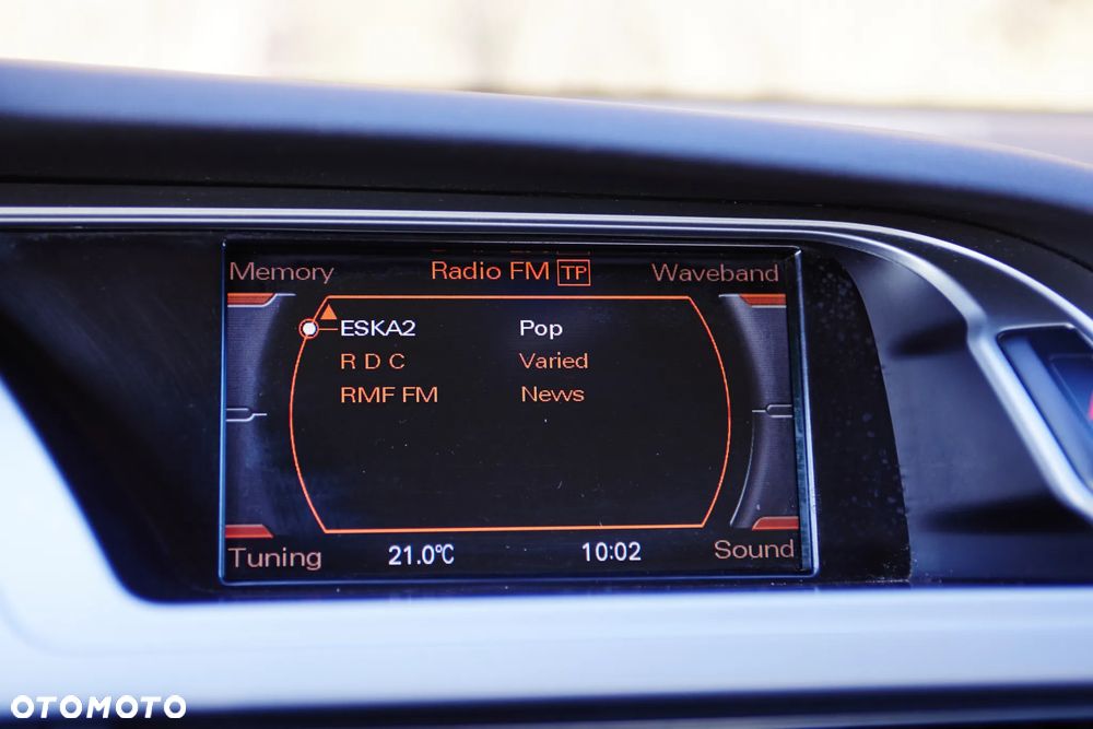 Audi A4 Avant 2.0 TDI DPF quattro Attraction - 17