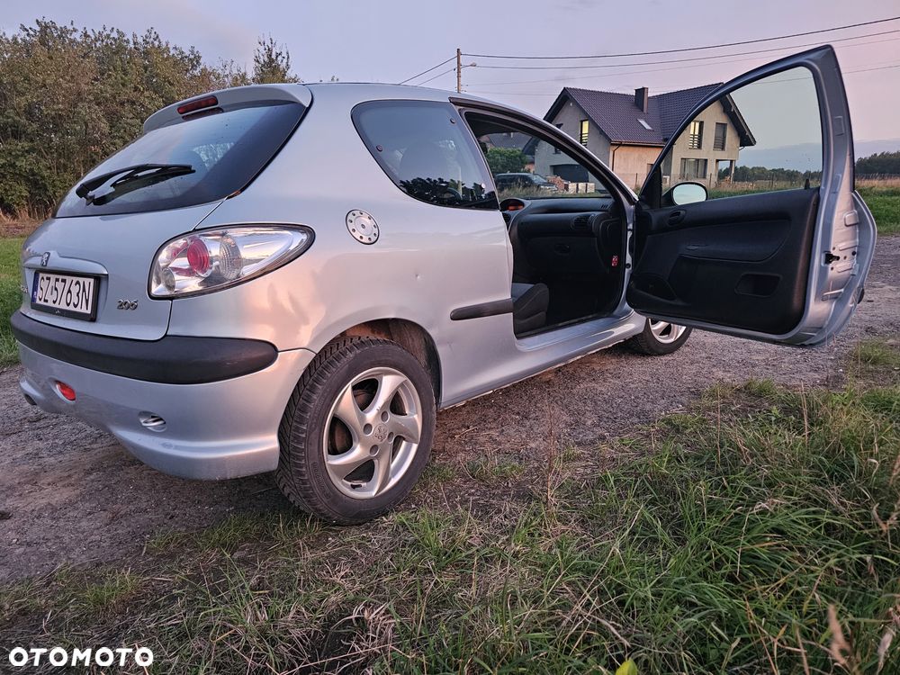 Peugeot 206 90 Quiksilver - 16