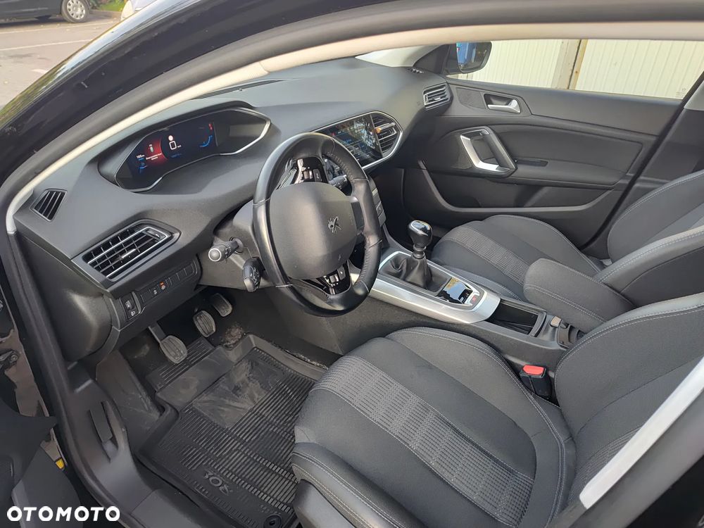 Peugeot 308 - 15