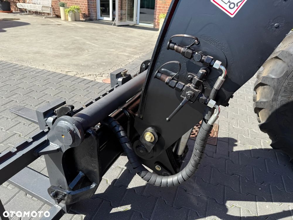 Manitou MT 835 EASY 75D ST3B S1 - 24